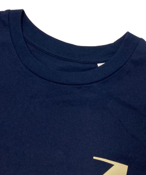 ANYA HINDMARCH（アニヤ・ハインドマーチ）ANYA HINDMARCH (アニヤ・ハインドマーチ) プリントTシャツ ネイビー×ベージュ サイズ:Mの古着・服飾アイテム
