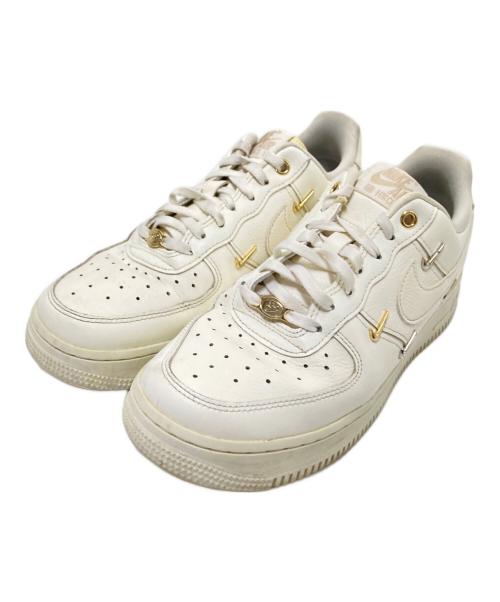 NIKE（ナイキ）NIKE (ナイキ) ローカットスニーカー ホワイト サイズ:24.5cmの古着・服飾アイテム