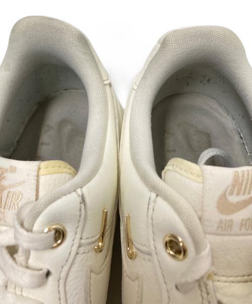 NIKE（ナイキ）NIKE (ナイキ) ローカットスニーカー ホワイト サイズ:24.5cmの古着・服飾アイテム