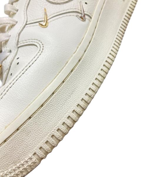 NIKE（ナイキ）NIKE (ナイキ) ローカットスニーカー ホワイト サイズ:24.5cmの古着・服飾アイテム