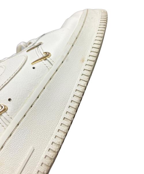 NIKE（ナイキ）NIKE (ナイキ) ローカットスニーカー ホワイト サイズ:24.5cmの古着・服飾アイテム