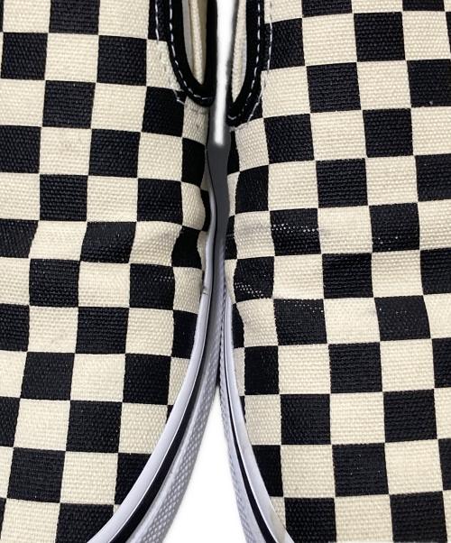 VANS（ヴァンズ）VANS (ヴァンズ) スリッポン ブラック×ホワイト サイズ:28.0cmの古着・服飾アイテム