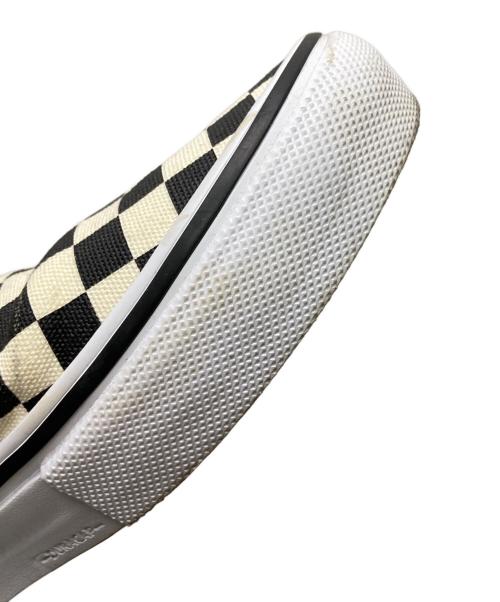 VANS（ヴァンズ）VANS (ヴァンズ) スリッポン ブラック×ホワイト サイズ:28.0cmの古着・服飾アイテム