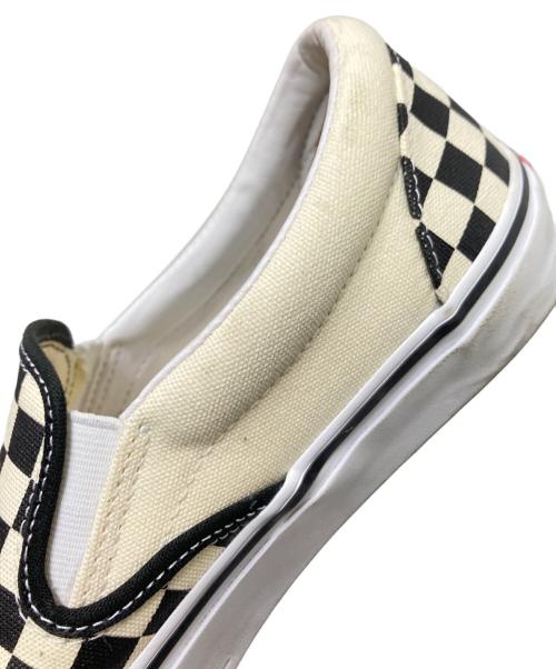 VANS（ヴァンズ）VANS (ヴァンズ) スリッポン ブラック×ホワイト サイズ:28.0cmの古着・服飾アイテム