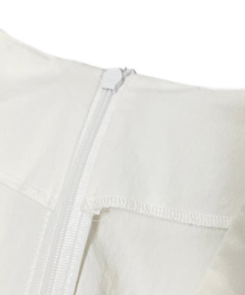 LE PHIL（ル フィル）LE PHIL (ル フィル) ナイロンストレッチブロードブラウス ホワイト サイズ:FREEの古着・服飾アイテム