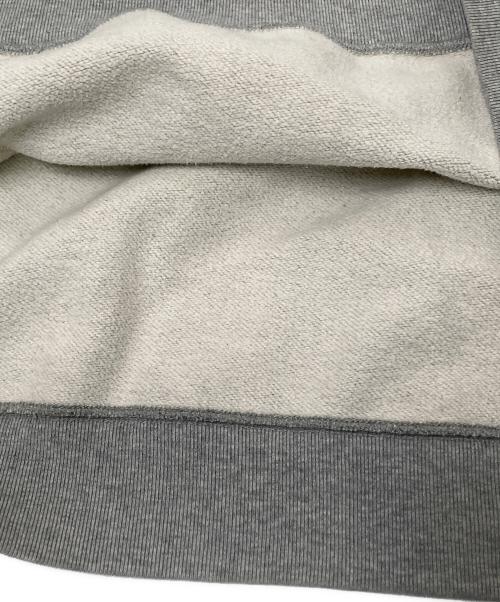 BlackEyePatch（ブラックアイパッチ）BlackEyePatch (ブラックアイパッチ) クルーネックスウェット グレー サイズ:XLの古着・服飾アイテム