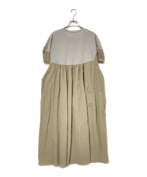 BEARDSLEY（ビアズリー）BEARDSLEY (ビアズリー) コンビギャザー コクーンスリーブ ワンピース ベージュ サイズ:FREEの古着・服飾アイテム