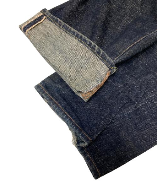 EVISU（エヴィス）EVISU (エヴィス) カモメ・虎刺繍デニムパンツ インディゴ サイズ: W30×L35の古着・服飾アイテム