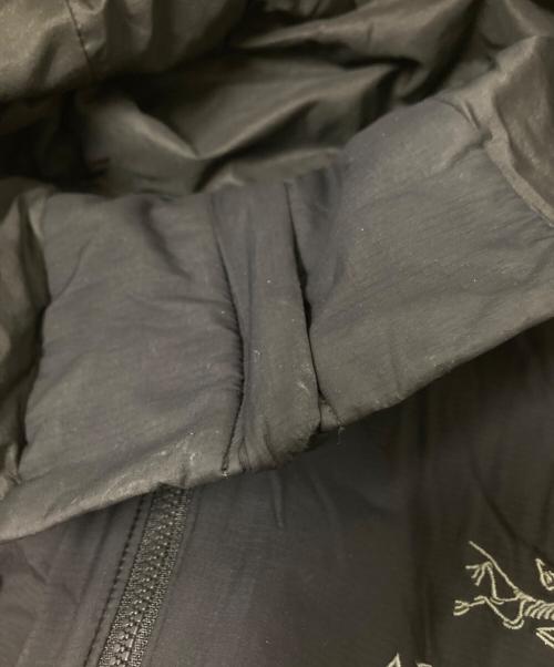 ARC'TERYX（アークテリクス）ARC'TERYX (アークテリクス) ATOM LT HOODY ブラック サイズ:Lの古着・服飾アイテム