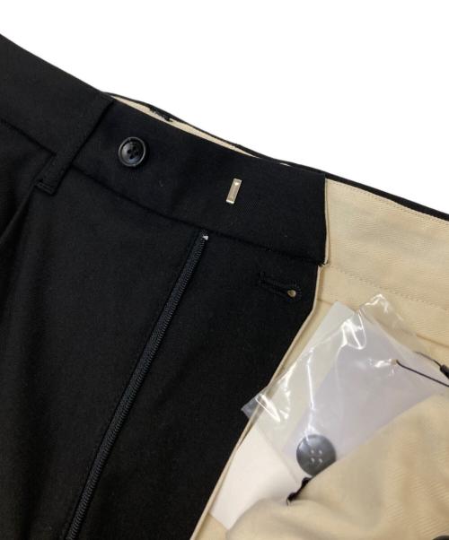 soerte（ソエルテ）soerte (ソエルテ) Wide straight slacks ブラック 未使用品の古着・服飾アイテム