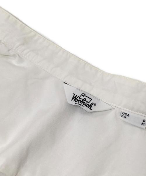 WOOLRICH（ウールリッチ）WOOLRICH (ウールリッチ) スナップボタンシャツ ホワイト サイズ:USA:Sの古着・服飾アイテム