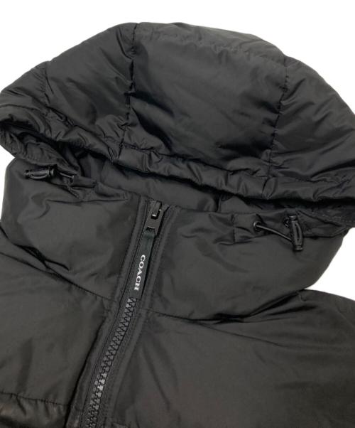 COACH（コーチ）COACH (コーチ) カラーブロック ダウン ジャケット ブラック サイズ:Sの古着・服飾アイテム