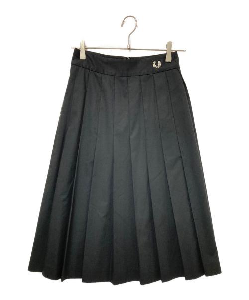 FRED PERRY（フレッドペリー）FRED PERRY (フレッドペリー) プリーツスカート ブラック サイズ:UK8の古着・服飾アイテム