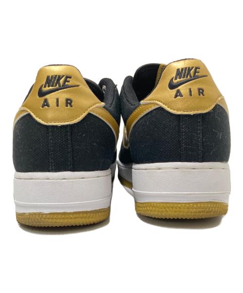 NIKE（ナイキ）NIKE (ナイキ) ローカットスニーカー ゴールド×ブラック サイズ:26.0cmの古着・服飾アイテム