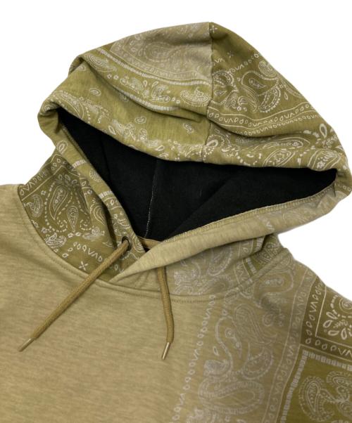 RVCA（ルーカ）RVCA (ルーカ) パッチワーク バンダナ P/Oパーカー ベージュ サイズ: Lの古着・服飾アイテム