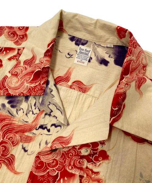 Sun Surf（サンサーフ）Sun Surf (サンサーフ) “唐獅子牡丹 KARAJISHI BOTAN” ベージュ サイズ:XLの古着・服飾アイテム