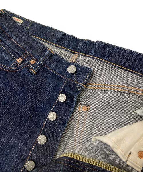 MOMOTARO JEANS（桃太郎ジーンズ）MOMOTARO JEANS (桃太郎ジーンズ) 出陣 ストライプ デザイン ボタンフライ デニム パンツ インディゴ サイズ:33×35の古着・服飾アイテム
