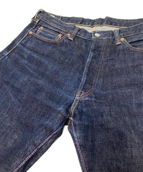MOMOTARO JEANS（桃太郎ジーンズ）MOMOTARO JEANS (桃太郎ジーンズ) 出陣 ストライプ デザイン ボタンフライ デニム パンツ インディゴ サイズ:33×35の古着・服飾アイテム