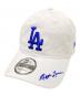 New Era（ニューエラ）の古着「コラボベースボールキャップ」｜ホワイト×ネイビー