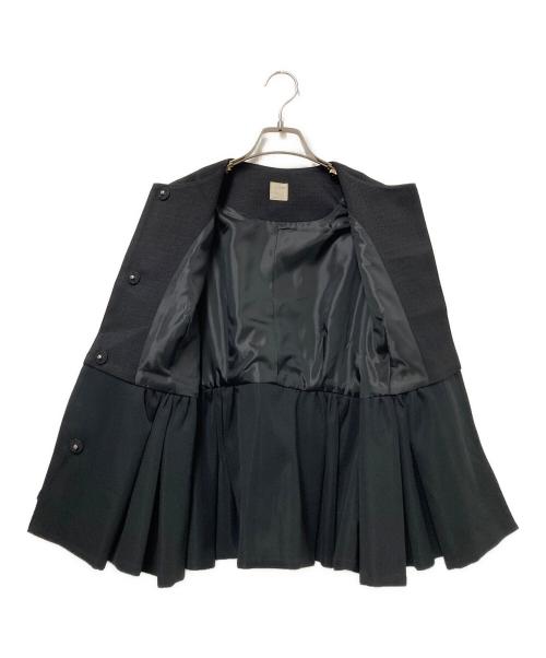 THREE SQUARE（スリースクエア）THREE SQUARE (スリースクエア) ペプラムジャケット ブラック サイズ:Fの古着・服飾アイテム