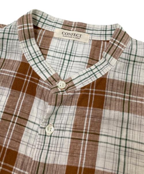 confect（コンフェクト）confect (コンフェクト) バンドカラーチェックシャツ ホワイト×ブラウン サイズ:4の古着・服飾アイテム