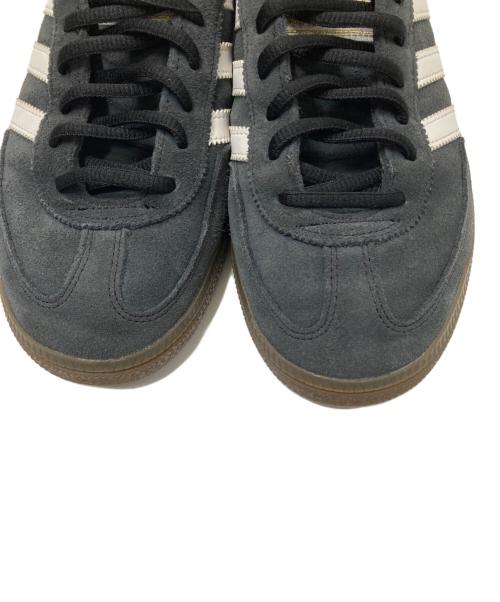 adidas（アディダス）adidas (アディダス) ローカットスニーカー ブラック×ブラウン サイズ:24.5cmの古着・服飾アイテム