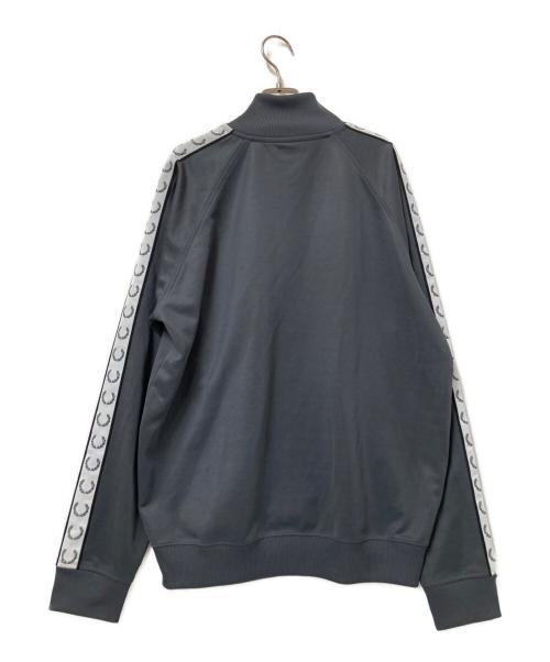 FRED PERRY（フレッドペリー）FRED PERRY (フレッドペリー) トラックジャケット グレー サイズ:XLの古着・服飾アイテム