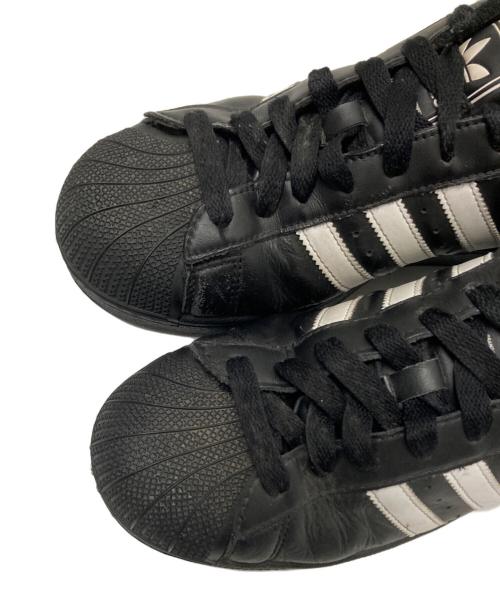 adidas（アディダス）adidas (アディダス) ローカットスニーカー ブラック サイズ:27.5㎝の古着・服飾アイテム