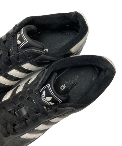 adidas（アディダス）adidas (アディダス) ローカットスニーカー ブラック サイズ:27.5㎝の古着・服飾アイテム