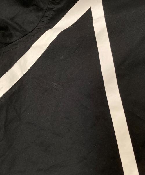 ARMANI EXCHANGE（アルマーニ エクスチェンジ）ARMANI EXCHANGE (アルマーニ エクスチェンジ) ラインデザインシャツ ブラック×ホワイト サイズ:Mの古着・服飾アイテム