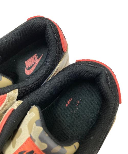 NIKE（ナイキ）NIKE (ナイキ) ローカットスニーカー ベージュ×ピンク サイズ:28.0cmの古着・服飾アイテム