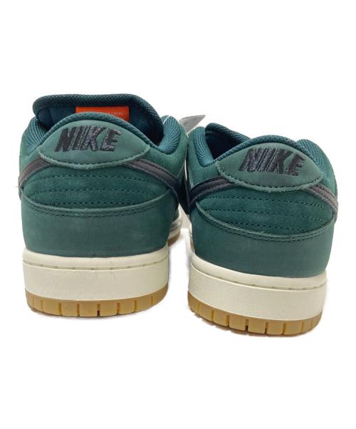 NIKE（ナイキ）NIKE (ナイキ) SB Dunk Low Pro ISO “Deep Fir” グリーン×ホワイト サイズ:28.5cm 未使用品の古着・服飾アイテム