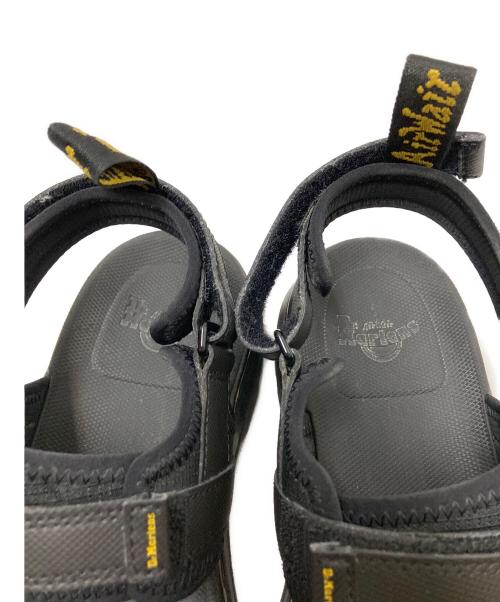 Dr.Martens（ドクターマーチン）Dr.Martens (ドクターマーチン) FORSTER マルチストラップ サンダル ブラック サイズ:US:8M/9Lの古着・服飾アイテム