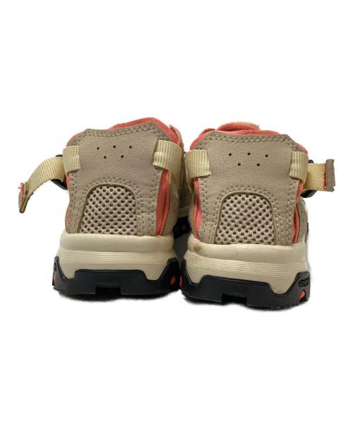 SALOMON（サロモン）SALOMON (サロモン) ローカットスニーカー ベージュ サイズ:23.0㎝の古着・服飾アイテム