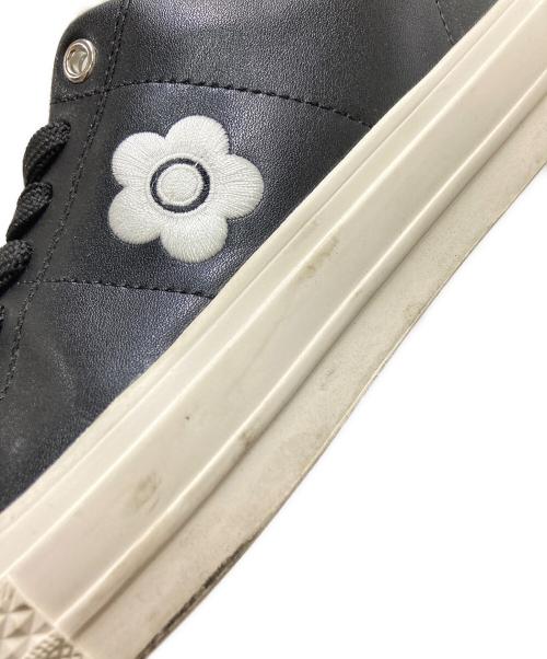 MARY QUANT（マリークヮント）MARY QUANT (マリークヮント) デイジーロゴローカットスニーカー ブラック サイズ:Mの古着・服飾アイテム