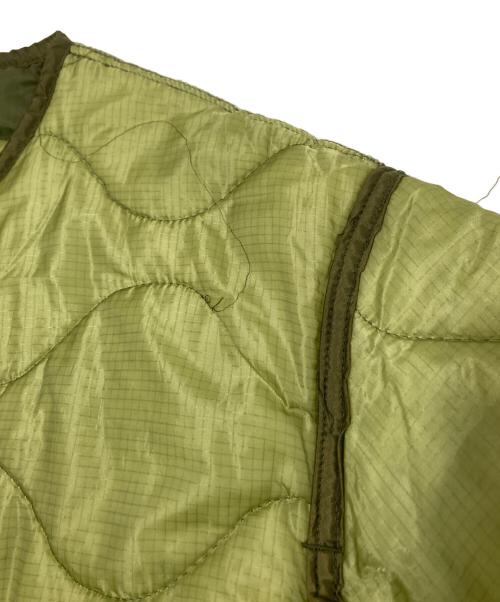 US ARMY（ユーエスアーミー）US ARMY (ユーエスアーミー) キルティングライナージャケット グリーン サイズ:Mの古着・服飾アイテム