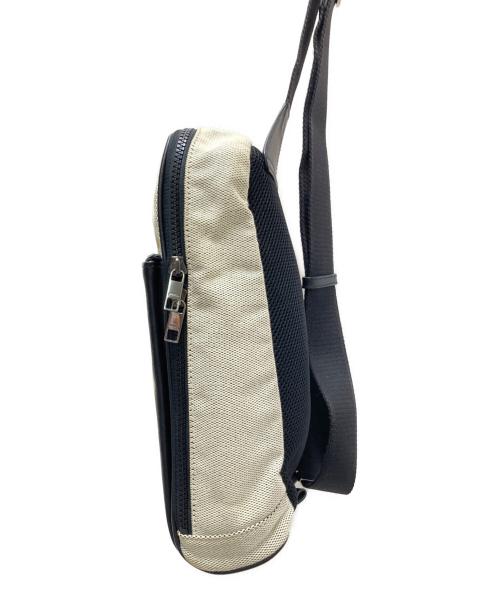 FURLA（フルラ）FURLA (フルラ) ボディバッグ イエロー サイズ:下記参照の古着・服飾アイテム