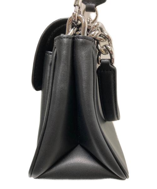 MARC JACOBS（マークジェイコブス）MARC JACOBS (マークジェイコブス) ザ Jマーク ミニ チェーン サッチェル バッグ ブラック×ホワイト サイズ:下記参照の古着・服飾アイテム