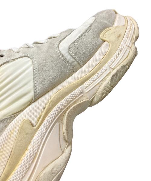 BALENCIAGA（バレンシアガ）BALENCIAGA (バレンシアガ) TRIPLE S ホワイト サイズ:28.5cmの古着・服飾アイテム