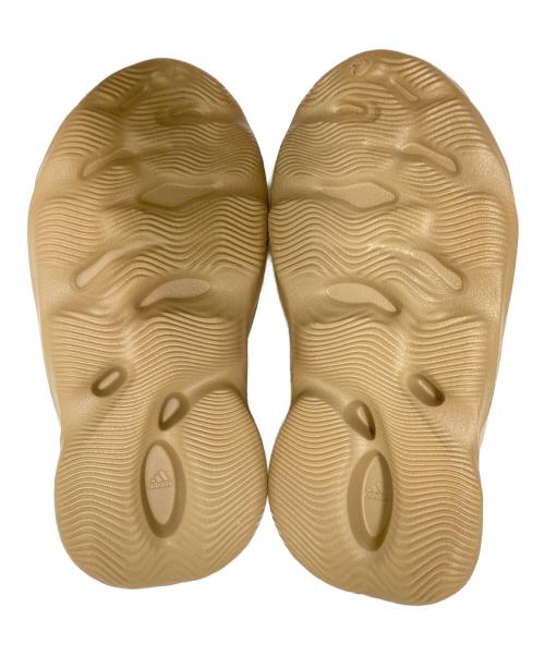 adidas（アディダス）adidas (アディダス) YEEZY Foam Runner Clay Taup ベージュ サイズ:26.5㎝の古着・服飾アイテム