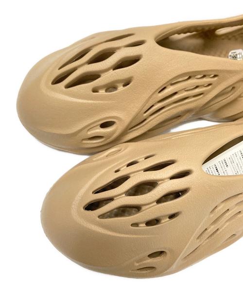 adidas（アディダス）adidas (アディダス) YEEZY Foam Runner Clay Taup ベージュ サイズ:26.5㎝の古着・服飾アイテム