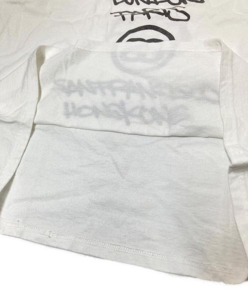 stussy（ステューシー）stussy (ステューシー) ワールドツアーグラフィックプリントTシャツ ホワイト×ブラック サイズ:XLの古着・服飾アイテム