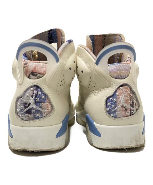 NIKE（ナイキ）NIKE (ナイキ) AIR JORDAN 6 RETRO PALE IVORY/WHITE-MULTI-COLOR-WORK BLUE ホワイト×ブルー サイズ:28.0cmの古着・服飾アイテム