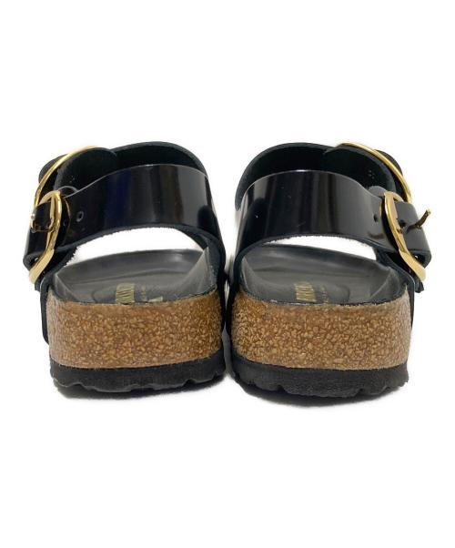 BIRKENSTOCK（ビルケンシュトック）BIRKENSTOCK (ビルケンシュトック) MILANO BIG BUCKLE ブラック サイズ:25.0cmの古着・服飾アイテム