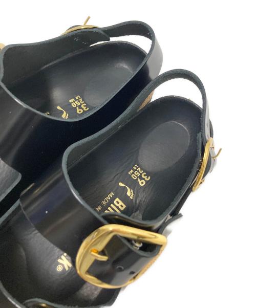 BIRKENSTOCK（ビルケンシュトック）BIRKENSTOCK (ビルケンシュトック) MILANO BIG BUCKLE ブラック サイズ:25.0cmの古着・服飾アイテム