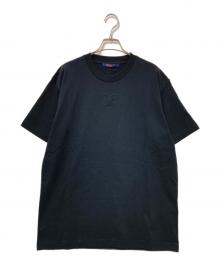 LOUIS VUITTON（ルイ ヴィトン）の古着「エンボスLVTシャツ」｜ブラック
