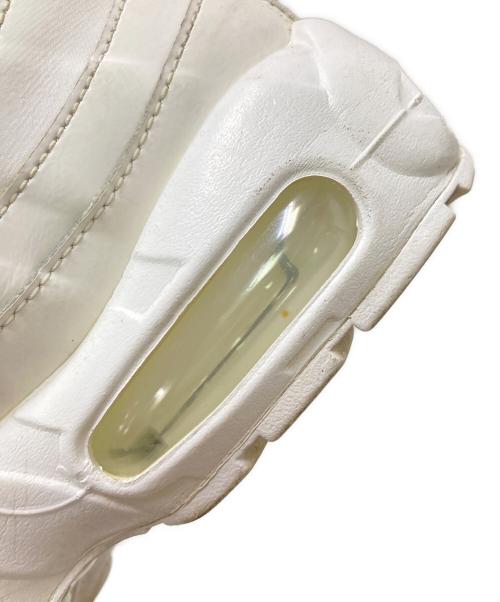 NIKE（ナイキ）NIKE (ナイキ) ローカットスニーカー ホワイト サイズ:25.0㎝の古着・服飾アイテム