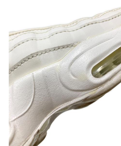 NIKE（ナイキ）NIKE (ナイキ) ローカットスニーカー ホワイト サイズ:25.0㎝の古着・服飾アイテム