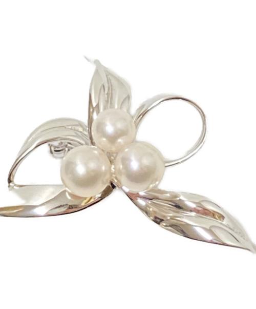 MIKIMOTO（ミキモト）MIKIMOTO (ミキモト) フラワーモチーフアコヤ真珠ブローチ シルバー サイズ:下記参照の古着・服飾アイテム