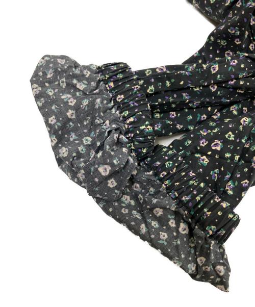 PoFF（ポーフ）PoFF (ポーフ) 花柄ブルゾン ブラック サイズ:FREEの古着・服飾アイテム